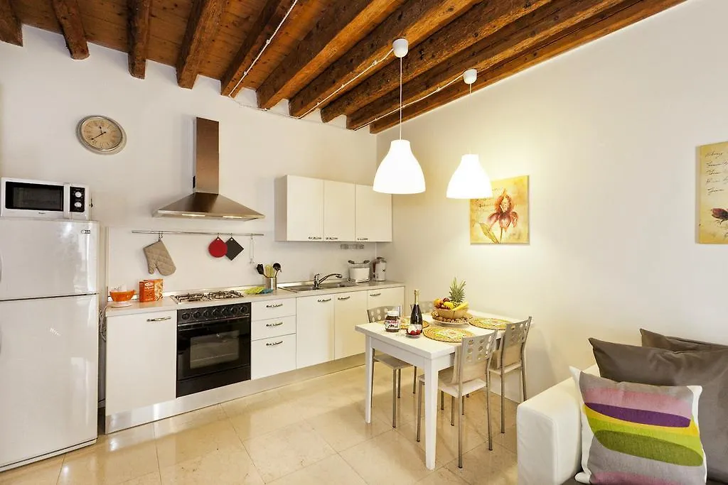 Appartamenti Sofia & Marilyn Castelfranco Veneto Apartment